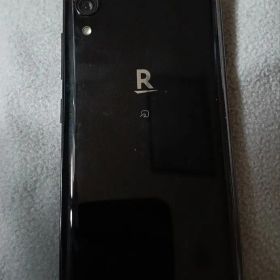 Rakuten Hand ブラック 4GB 64GB P710