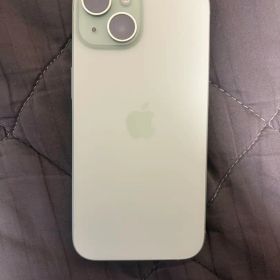 Apple iPhone 15 128GB グリーン