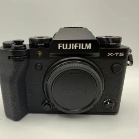 FUJIFILM X-T5 ミラーレス一眼 ブラック