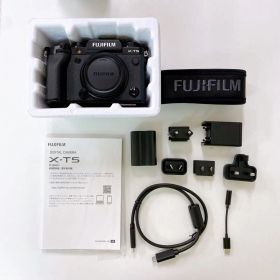 FUJIFILM X-T5 ミラーレス一眼 本体