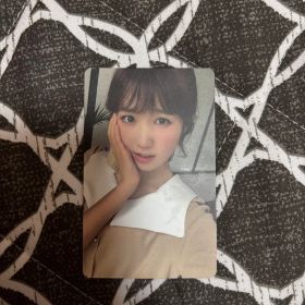 Hitomi タレントカード