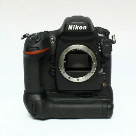 【中古】 (ニコン) Nikon D800 ボディ+MB-D12【中古カメラ デジタル一眼】 ランク：B