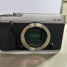 デジタルカメラ X-E1 ボディFUJIFILM #F1