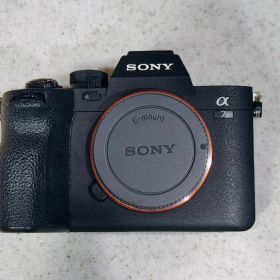 美品 SONY α7IV ILCE-7M4 シャッター数約3000回