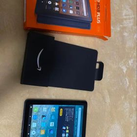 Fire HD 8 Plus (第10世代) 32GB 動作確認済み 美品 箱