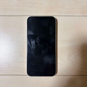 Apple iPhone 13 ホワイト
