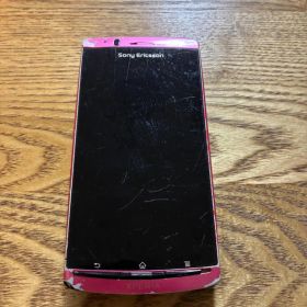 Xperia arc サクラピンク 1GB