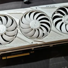 NVIDIA GeForce RTX 3090 搭載グラボ 新品¥130,000 中古¥69,300 | 新品