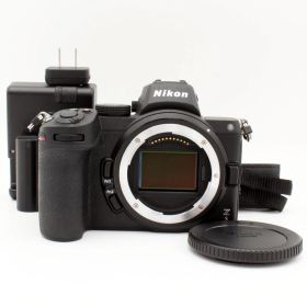 わずかシャッター数7999枚【新品級】Nikon Z5 ボディ#7635