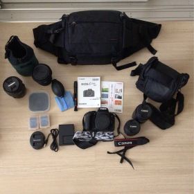 Canon EOS KISS X9i Wズームキット おまけ多数❗️