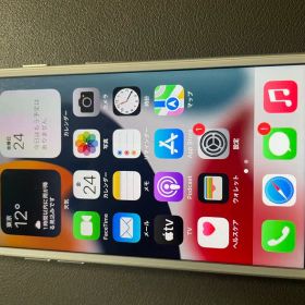 iPhone7 バッテリー83% 32GB