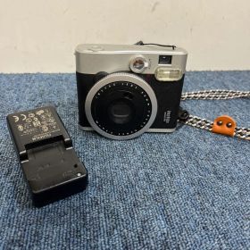 Fujifilm instax mini 90