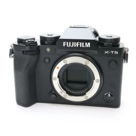 【中古】 《良品》 FUJIFILM X-T5 ボディ ブラック [ デジタルカメラ ]