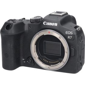 ＥＯＳ Ｒ７