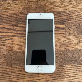 Apple iPhone 8ホワイト 64GB バッテリー100%
