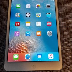 プレゼント人気No.1！動画もゲームも自由iPad mini（第1世代）