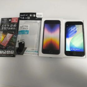 美品 iPhoneSE 第3世代 128GB ミッドナイト バッテリー100%
