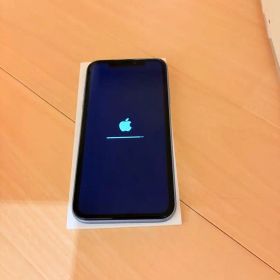 超美品 Apple iPhone XR 128GB 6.1インチ