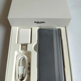 新品 Rakuten Hand P710 ブラック