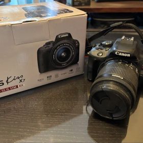 Canon EOS Kiss X7 EF-S 18-55mm キット