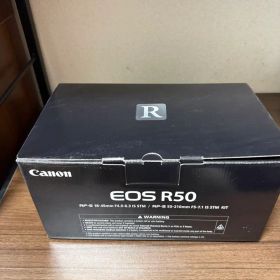 【新品未開封】EOS R50 ダブルズームキット