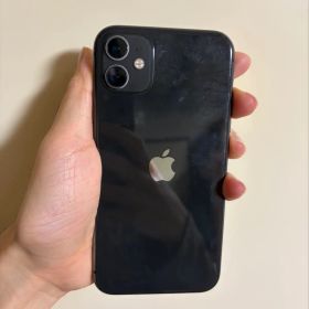 Apple iPhone 11 ブラック simフリー 64GB