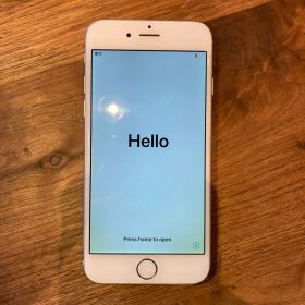 Apple iPhone 6 シルバー 本体