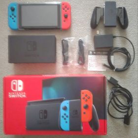 【美品】Nintendo Switch 本体 SDカード128GB・保護カバー付