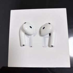 【美品】AirPods 4 ANC搭載　⭐︎中古⭐︎ Amazon.co.jp: 【整備済み品】AirPods 4 アクティブノイズキャンセ