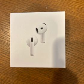 AirPods 4 (MXP93J/A)