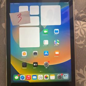 ③Apple iPad (第6世代) 32GB スペースグレー