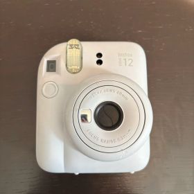 instax mini 12 ホワイト インスタントカメラ本体