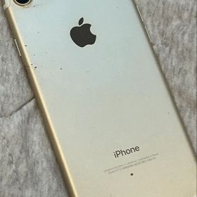 中古 Apple iPhone 7 ゴールド 本体 電源入りません