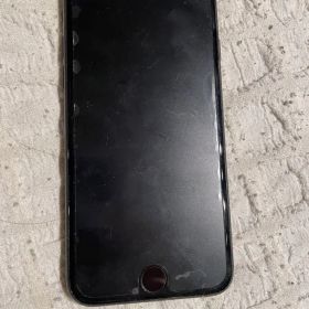 Apple iPhone 7 ブラック 本体 32GB