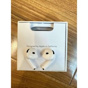 アップル(Apple)のAirPods 4 本体 アクティブノイズキャンセリング(ヘッドフォン/イヤフォン)