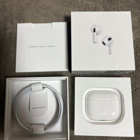 AirPods 第三世代