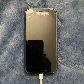 Apple iPhone 12 mini 画面ひびあり
