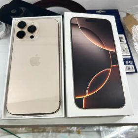 iPhone16 ProMax 256GBバッテリー94%