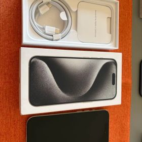 Apple iPhone 15 Pro ホワイト 128G SIMフリー