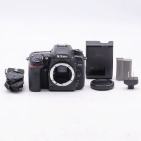 Nikon D7500 ボディ APS-C 高感度 高速AF 高速連写 スポーツ/野鳥撮影向け デジタル一眼【中古】