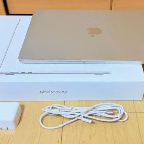 MacBookAir M3 2024 15インチ16GB/512GBスターライト