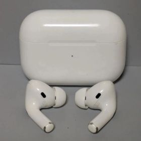（４）Apple【 FindMyありキズ多め 再生3時間30分 MWP22J/A airpods pro1 第1世代 A2190 A2083 A2084 (6F21/ 1.4.1) 再生3時間半 】中古