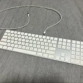 Apple Magic Keyboard テンキー付き 新品¥11,111 中古¥4,700 | 新品
