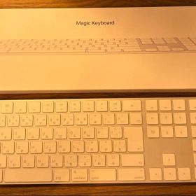 Apple Magic Keyboard（テンキー付き）- 日本語（JIS）