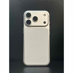 アップル(Apple)のアップル iPhone17 Pro 1TB シルバー ほぼ未使用 simフリー(スマートフォン本体)