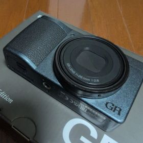 RICOH GR IIIx Urban Edition