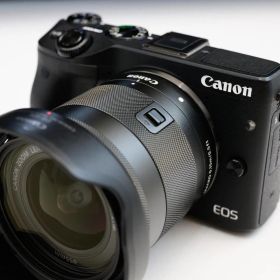 Canon EOS M3 + EF-M11-22mm F4-5.6 IS STM