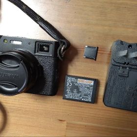 Fujifilm X100V 黒 コンパクトデジタルカメラ 1200ショット