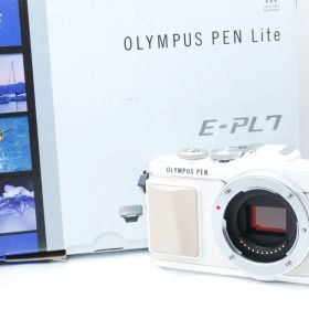 ★ショット数2978回！Wi-Fi機能搭載☆オリンパス PEN E-PL7 ホワイト ボディ★