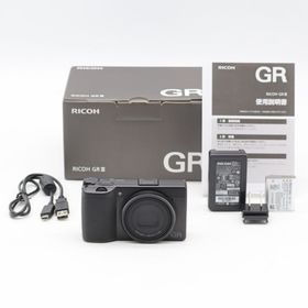リコー(RICOH)のRICOH GR III 1351回 美品 小スレ 高画質(コンパクトデジタルカメラ)